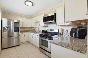 2117 Estate Dr, Deer Park, TX 77536 - Photo 6
