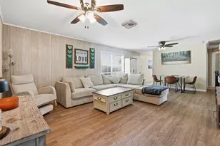 2117 Estate Dr, Deer Park, TX 77536 - Photo 2