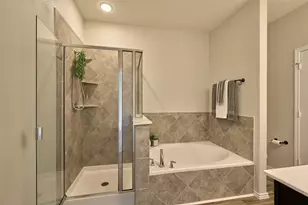 2214 Timberland Country Ct, Conroe, TX 77304 - Photo 34