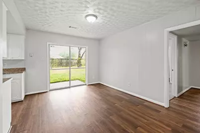 122 W Havner Lane, Houston, TX 77037 - Photo 4