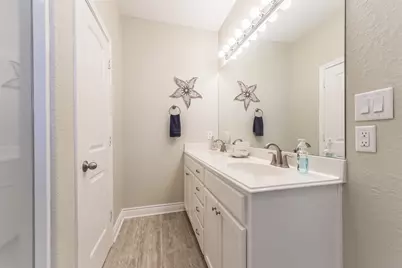 4018 Fort Bend Drive, Galveston, TX 77554 - Photo 20