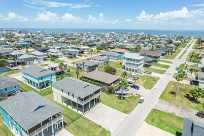4018 Fort Bend Drive, Galveston, TX 77554 - Photo 44