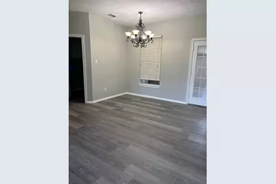 211 Oaks Grande Drive, Baytown, TX 77523 - Photo 4