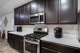 518 Poppy Field Ct, Rosharon, TX 77583 - Photo 10