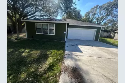 807 Erin Street, El Campo, TX 77437 - Photo 1