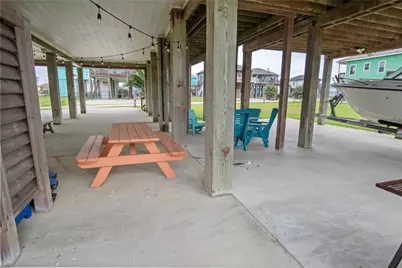 983 Driftwood Drive, Crystal Beach, TX 77650 - Photo 28