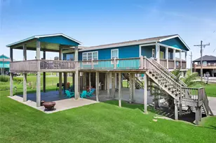 983 Driftwood Dr, Crystal Beach, TX 77650 - Photo 38