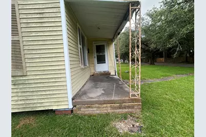2240 Oaklawn Avenue, Port Arthur, TX 77642 - Photo 22