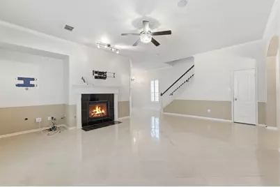 2635 Shady Acres Court, Houston, TX 77008 - Photo 6