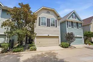 2635 Shady Acres Ct, Houston, TX 77008 - Photo 2