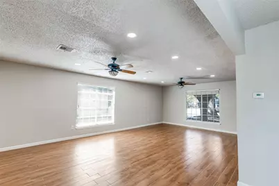 7218 Jadewood Drive, Houston, TX 77088 - Photo 6