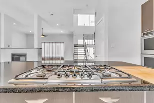 1802 Hickory St, Houston, TX 77007 - Photo 8