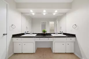 14706 Perthshire Rd, Houston, TX 77079 - Photo 18