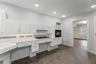 1327 Hodges Ln, Wharton, TX 77488 - Photo 8