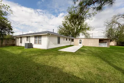 1327 Hodges Lane, Wharton, TX 77488 - Photo 32