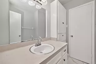 611 Dogwood Trail, Conroe, TX 77316 - Photo 14