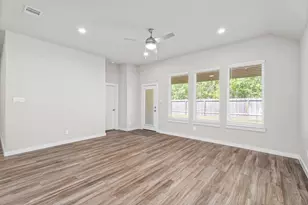 14334 Winema View Ln, Conroe, TX 77384 - Photo 44