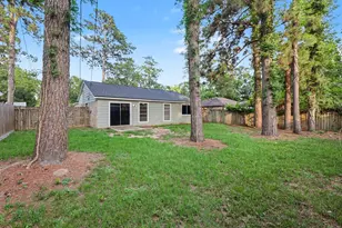 1321 N 7th St, Conroe, TX 77301 - Photo 16