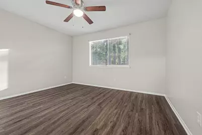 1321 N 7th Street, Conroe, TX 77301 - Photo 14