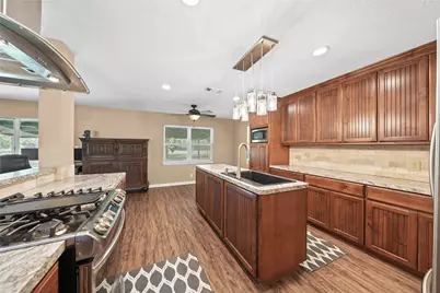 17330 Wellborne Road, Pearland, TX 77584 - Photo 8