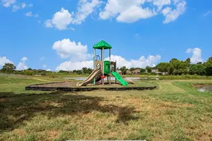4325 Karam Lndg, Dickinson, TX 77539 - Photo 12