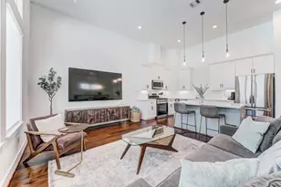 107 W Whitney St, Houston, TX 77018 - Photo 14