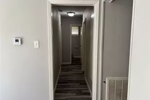 14519 Draycott Ln, Houston, TX 77045 - Photo 8