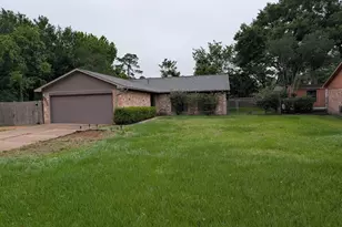 9830 Thistle Trail Dr, Houston, TX 77070 - Photo 2