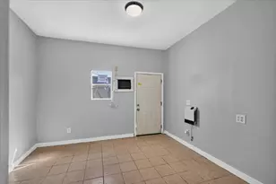 3401 Ennis St, Houston, TX 77004 - Photo 2