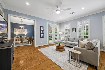 1419 W Hilshire Park Drive, Houston, TX 77055 - Photo 10