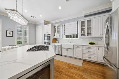 1419 W Hilshire Park Drive, Houston, TX 77055 - Photo 14