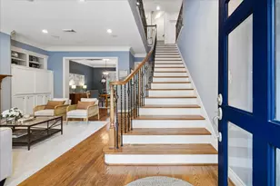 1419 W Hilshire Park Dr, Houston, TX 77055 - Photo 2