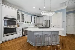 1419 W Hilshire Park Dr, Houston, TX 77055 - Photo 12