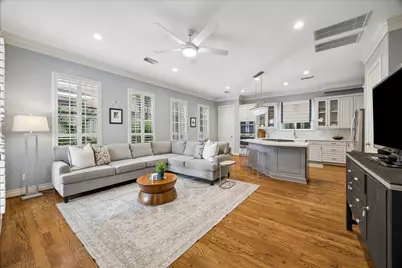1419 W Hilshire Park Drive, Houston, TX 77055 - Photo 8