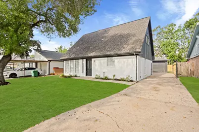 13238 Townwood Drive, Houston, TX 77045 - Photo 2