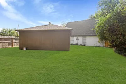 13238 Townwood Drive, Houston, TX 77045 - Photo 24