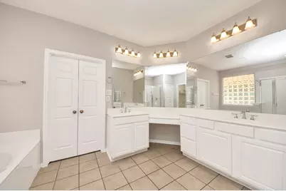 4422 Roundtree Lane, Missouri City, TX 77459 - Photo 32