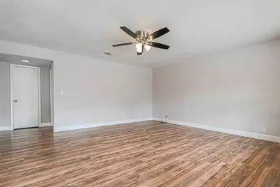8430 Round Rock Drive #8, Houston, TX 77049 - Photo 4
