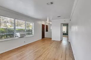 6942 Peyton St, Houston, TX 77028 - Photo 6