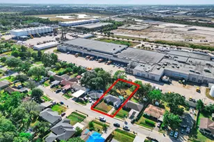 6942 Peyton St, Houston, TX 77028 - Photo 32