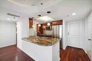 3525 Sage Rd, Houston, TX 77056 - Photo 2