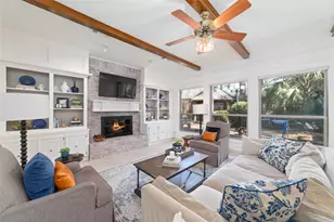 2 Noontide Cir, The Woodlands, TX 77380 - Photo 4