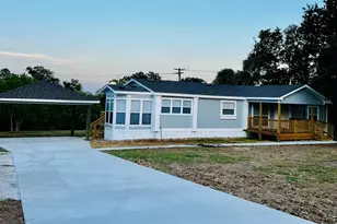 10230 Hwy 190 E, Point Blank, TX 77364 - Photo 2