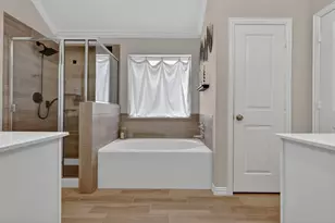 8911 Lost Castle Wy, Cypress, TX 77433 - Photo 22