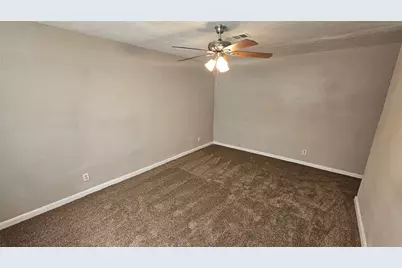 5458 Osprey Drive, Houston, TX 77048 - Photo 14