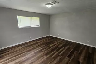5458 Osprey Dr, Houston, TX 77048 - Photo 8