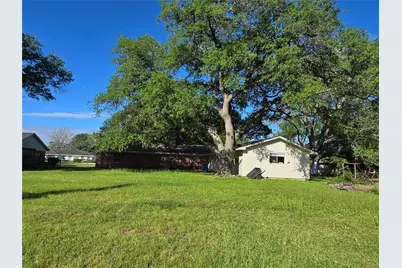 607 S Main Street, Dayton, TX 77535 - Photo 34