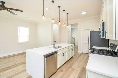 846 Lucky Street, Houston, TX 77088 - Photo 6