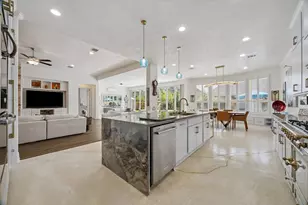 3002 Joshua Tree Ln, Manvel, TX 77578 - Photo 4