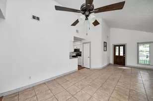 12035 W Marsham Cir, Houston, TX 77066 - Photo 26